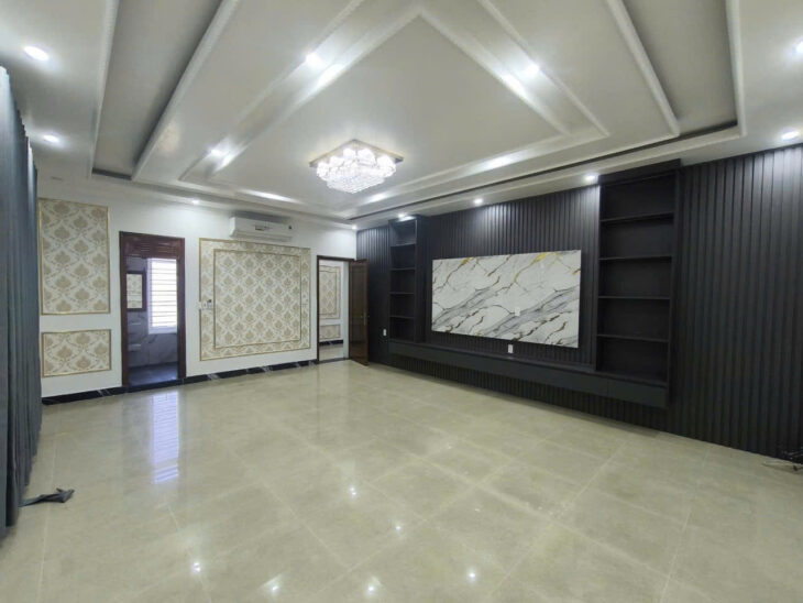 Toà nhà 192m 5 tầng 8 ngủ – mặt đường Nguyễn Văn Linh, lô góc gần AEON, Giá 22 tỉ