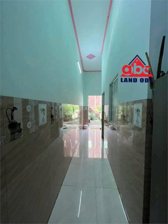 NP1091 hạ giá bán nhà 1 trệt 1 lầu, thiết kế hiện đại gồm 4phòng ngủ. xóm đạo an ninh