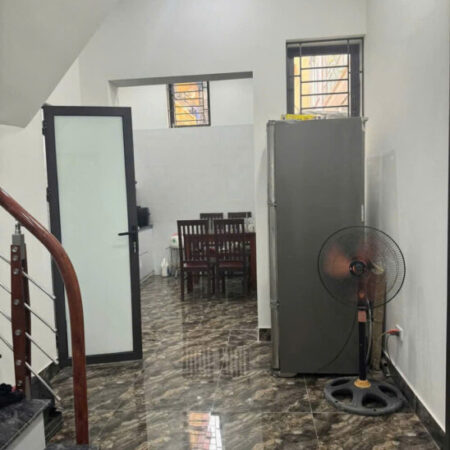 10M RA MP Ô TÔ TRÁNH -NHÀ MỚI ĐẸP, Ở LUÔN ĐÓN TẾT Nhỉnh 10 tỷ Đội Cấn, Ba Đình 42m, 4 tầng, MT 6,