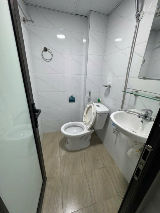 Bán Nhà Lĩnh Nam 20m 3 Tầng 2 Ngủ Giá 1.85 Tỏi Chưa Sổ Ko Quy Hoạch