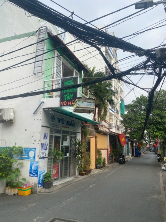 HOT. HOT, CHỈ 4.8 TỶ, [P3Q8] SIÊU PHẨM – HẺM XE TẢI – XE HƠI NGỦ TRONG NHÀ.