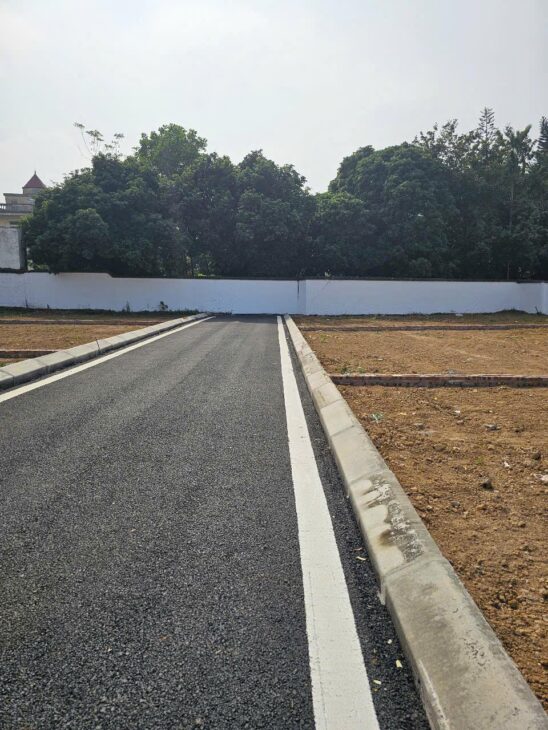 Bán đất Lại Thượng đường to ôtô vào đất ngõ thông giá rẻ nhỉnh 1tỷ 60m