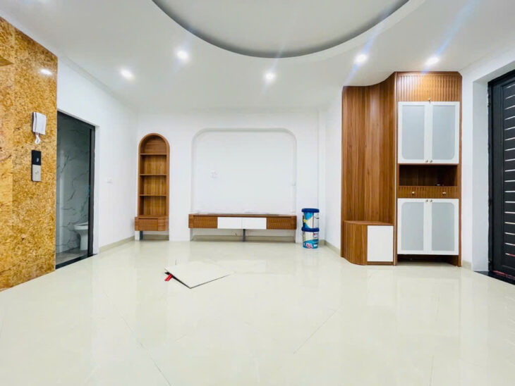 NHÀ KIM MÃ 4M X 40M2 X 7 TẦNG – 8.8 TỶ – Ô TÔ 3 BƯỚC – THANG MÁY – KINH DOANH ĐỈNH NÓC