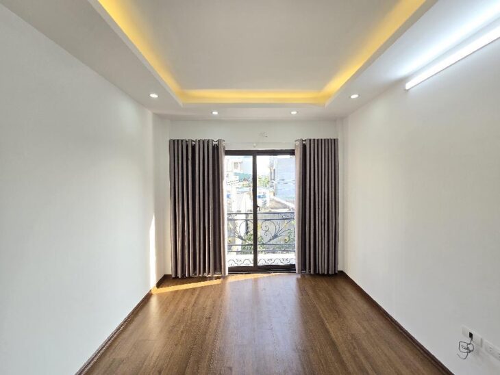 HIẾM TỰU LIỆT – HÀNG XÓM LINH ĐÀM- 10M RA MẶT PHỐ -NHÀ MỚI 6 TẦNG THANG MÁY