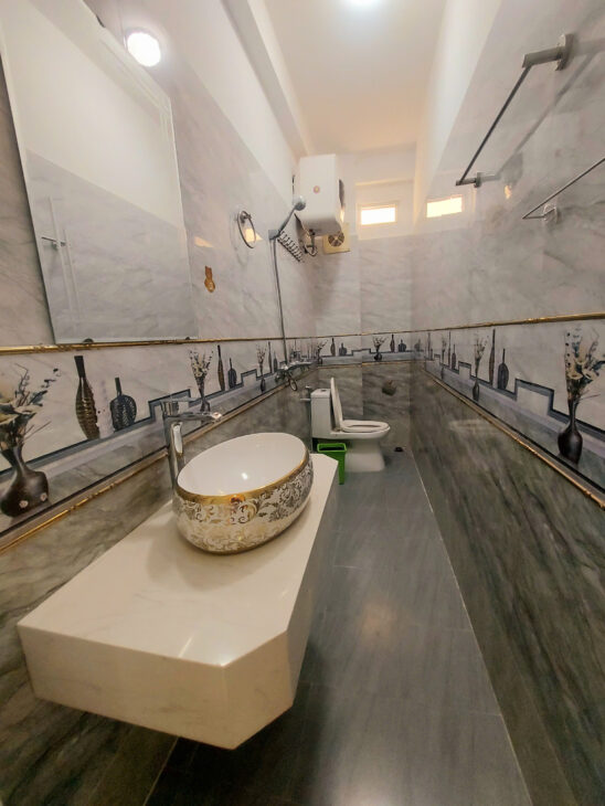 Bán nhà đẹp ngã tư Bạch Mai, Phố Huế, DT 47m2, 5tầng, gần ôtô, ở ngay