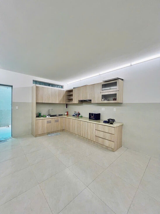 Mặt tiền KD Luỹ Bán Bích 6 tầng có thang máy -110m2 có 10P giảm còn 22 tỷ hơn