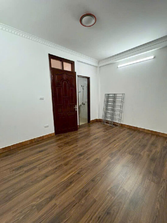 Bán Nhà Nam Dư Lĩnh Nam 33m5Tầng 4 Phòng Giá 3.6 Tỷ Ko Quy Hoạch