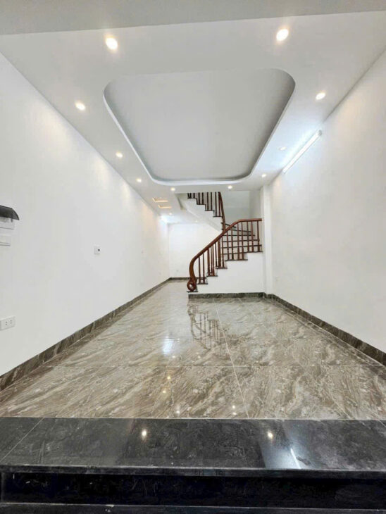 Bán Nhà Đông Thiên Lĩnh Nam 33m 3 Tầng 4 Phòng Nhà Mới Giá 3.07 tỷ Chưa Sổ