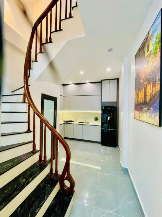 BÁN NHÀ TÂN TRIỀU-HÀ ĐÔNG, NGÕ 3 GÁC, BÃI GỬI Ô TÔ, DT 32m x 4T, MT 3.7m . GIÁ 5.8 TỶ