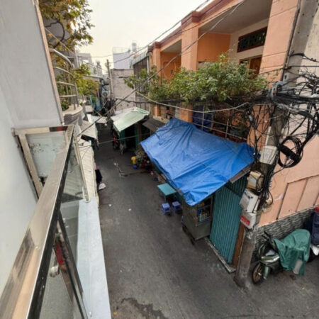 SÁT MẶT TIỀN TÔN ĐẢN Q4 – NHÀ MỚI NGANG 3 DÀI 6,5 M 2 TẤM HƠN 2 TỶ