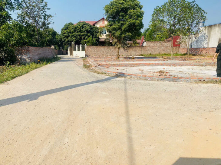 Đất nền tại Lập Trí, Minh Phú, Sóc Sơn, Hà Nội với diện tích 100m2 đang chờ chủ nhân mới. Đặc điểm