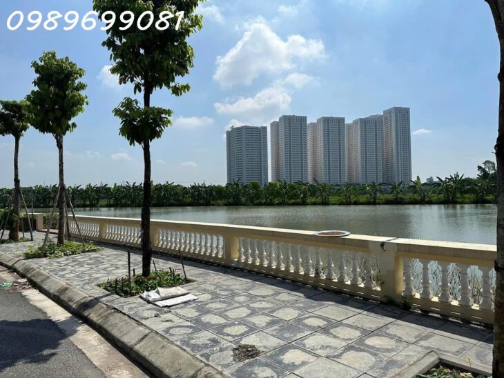 Bán lô góc 76,5m tại Lại Đà, Đông Hội ,Đông Anh-Gần siêu dư án