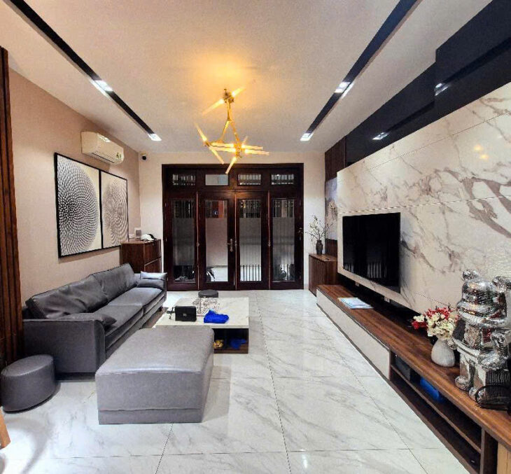 BÁN NHÀ CHIẾN THẮNG VĂN QUÁN, HÀ ĐÔNG, DT 45M2 X 5 TẦNG, Ô TÔ ĐỖ CỬA, GẦN PHỐ, FULL NỘI THẤT, MẶT