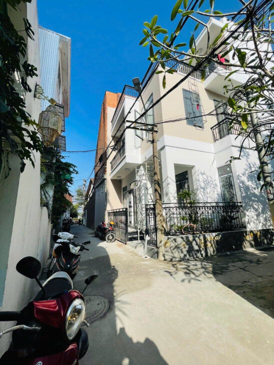 BÁN NHÀ 3 TẦNG TRUNG TÂM PHỐ TÂY – KIỆT Ô TÔ NGUYỄN CÔNG TRỨ