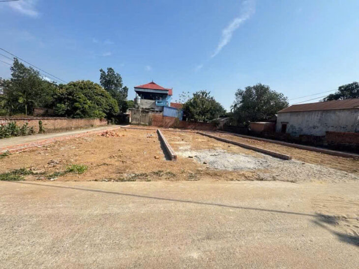 100 mv full thổ cư Lập Trí – Minh Trí – Sóc Sơn HN Mặt tiền = Hậu: 5,75 mv Lô góc thông tứ tung