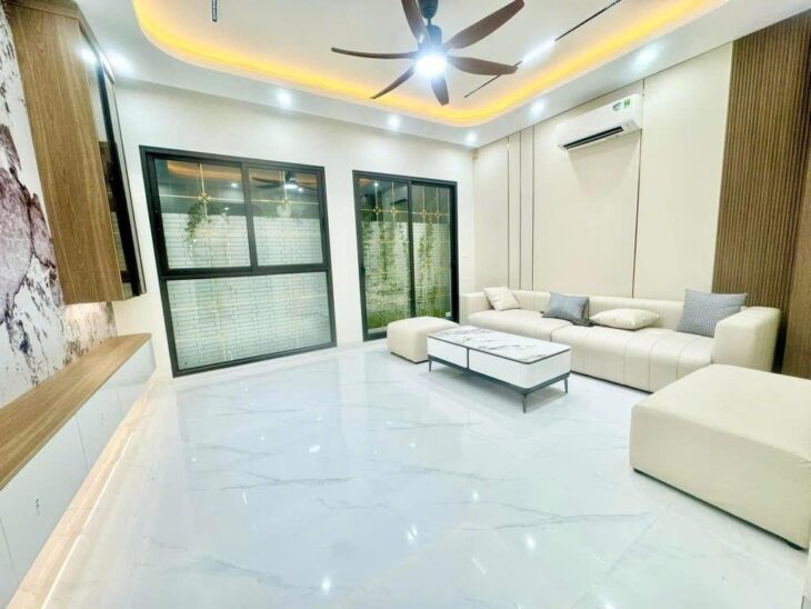 BÁN NHÀ NGUYỄN TRÃI – THANH XUÂN – DIỆN TÍCH 80M – 5 TẦNG – GIÁ 12 TỶ – Ô TÔ ĐỖ CỬA