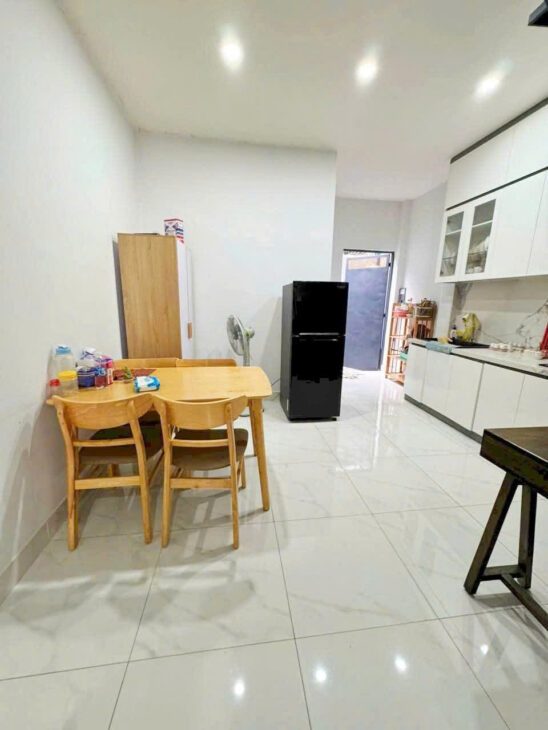 BÁN NHÀ GÒ VẤP, HXH THÔNG, GẦN 60M2, NHÀ MỚI Ở NGAY NHỈNH 5 TỶ.