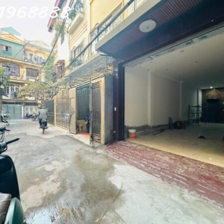 Chính chủ Bán nhà Nghĩa Tân. Khu phân lô, Oto tránh, Thang máy, Gara. Kinh doanh đỉnh cao.