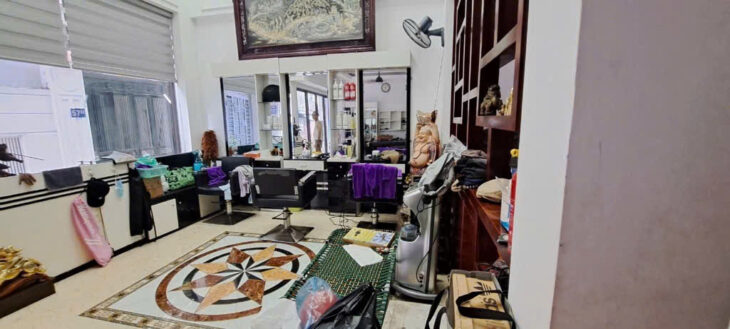 Bán nhà Đẹp ở ngay Hồng tiến- Ô Tô – Ngõ thôngThoáng vĩnh viễn -55m 5 tầng mặt tiền 5,2m 13 tỷ (TL)