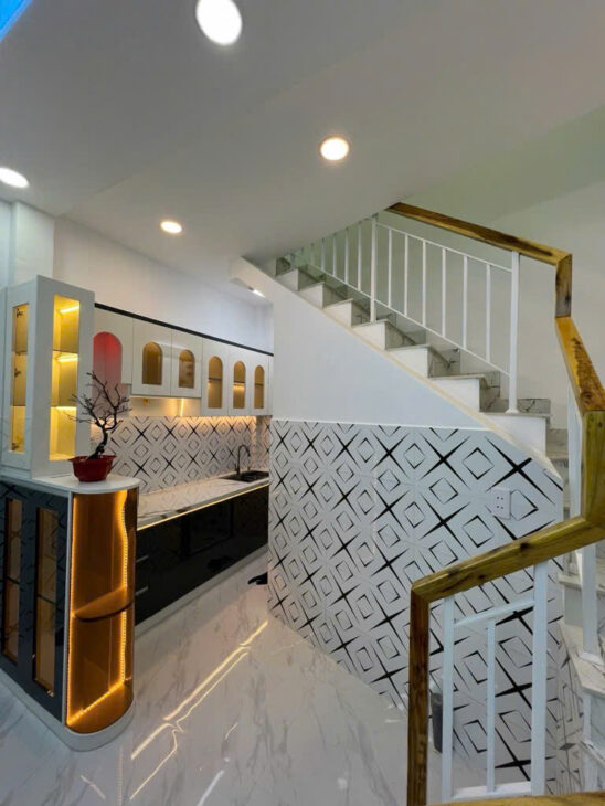 BÁN NHÀ BÌNH TÂN GIÁP QUẬN 6 – HẺM XE HƠI TẬN CỬA – 2 TẦNG MỚI – 23M2 – CHỈ 2.3 TỈ