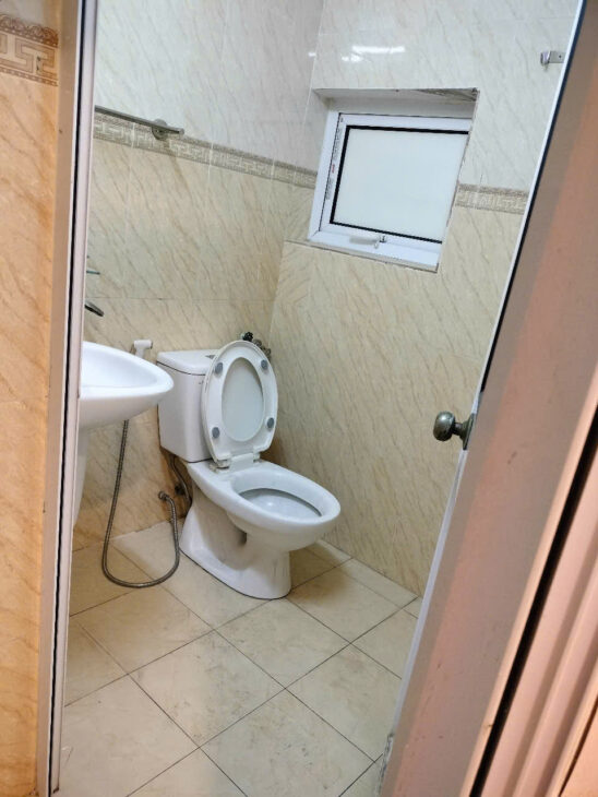 NGHĨA TÂN – CẦU GIẤY – DT 18M2 – T5 – MT 3M – 2.45TỶ – NGÕ THÔNG – Ô TÔ QUAY ĐẦU