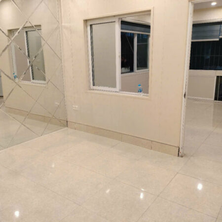 NGHĨA TÂN – CẦU GIẤY – DT 18M2 – T5 – MT 3M – 2.45TỶ – NGÕ THÔNG – Ô TÔ QUAY ĐẦU