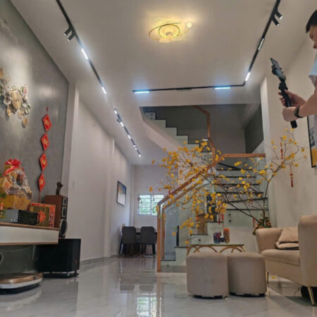 BÁN NHÀ BÌNH THẠNH, 42M2, 2 TẦNG, CÁCH 2 CĂN RA HXH THÔNG _ NHỈNH 5 TỶ.