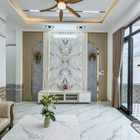 CHỦ CẦN BÁN GẤP NHÀ GẦN AEON MALL LONG BIÊN, GIÁ HẤP DẪN