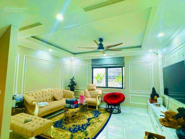 Bán nhà phố Xuân Đỉnh 60m2, xây 5 tầng, giá 13,5 tỷ, ô tô vào nhà – Lô Góc, mới đẹp