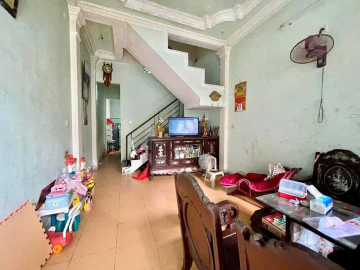 Bán nhà 2 tầng kiệt xe ba gác Nguyễn Huệ sát mặt tiền – Gần Hai Bà Trưng , Vĩnh Ninh , TP Huế ✅