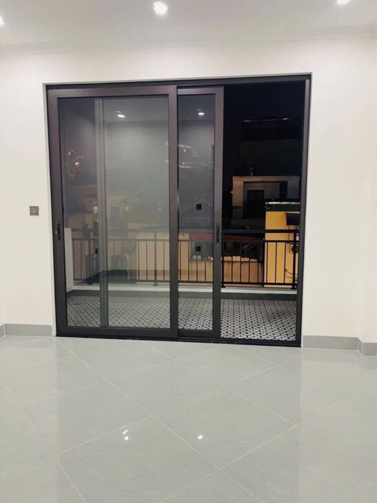 Bán nhà Thanh Lân giá 5.7 tỷ, diện tích 30m2, 5 tầng, mặt tiền 5m