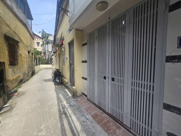 Bán nhà Thanh Lân giá 4.98 tỷ, diện tích 31m2, 4 tầng, mặt tiền 3.5m