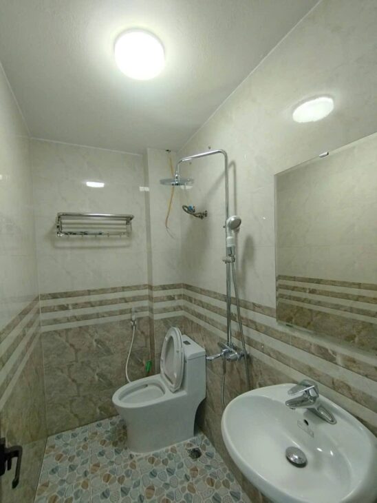 Bán nhà Vương Thừa Vũ giá 13 tỷ, diện tích 48m2, 5 tầng, mặt tiền 3.5m