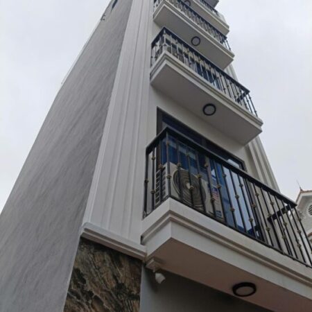 SIÊU PHẨM NHÀ MỚI 6 TẦNG THANG MÁY CỔ NHUẾ SIÊU PHẨM NHÀ MỚI 6 TẦNG THANG MÁY CỔ NHUẾ