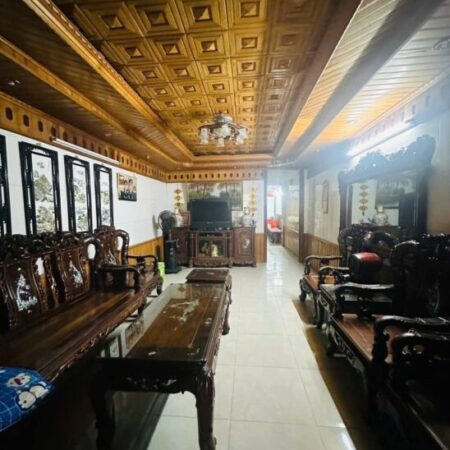 Bán nhà Quyết Thắng giá 9 tỷ, diện tích 46.8m2, 3 tầng, mặt tiền 3.5m Bán nhà Quyết Thắng giá 9 tỷ, diện tích 46.8m2, 3 tầng, mặt tiền 3.5m