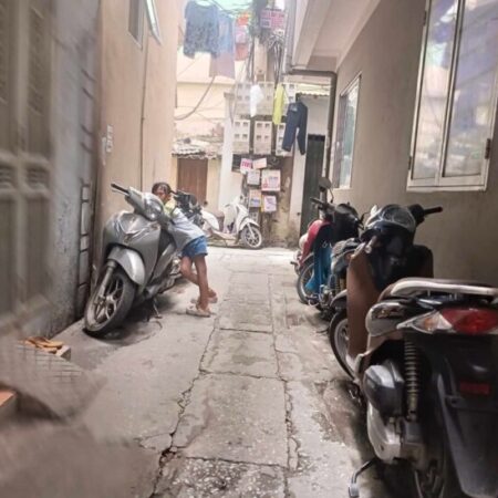 Bán nhà Đội Cấn, 41m², 4 tầng, giá cực tốt chỉ 7 tỷ!