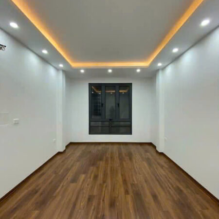 Bán nhà mới đẹp dt 52m2, 5 tầng, 8 phòng ngủ, Yên Lãng thông Thái Thịnh, Láng, 10m ra ô tô tránh,