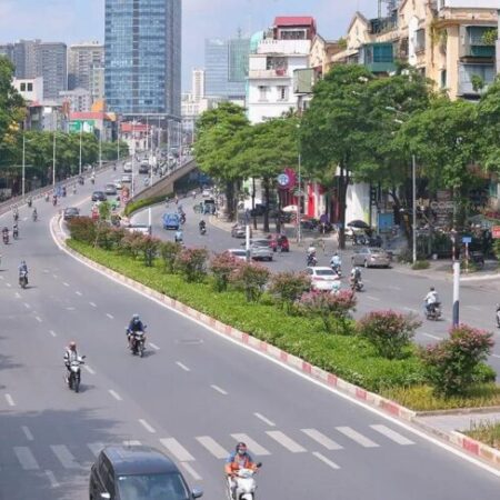 Bán nhà mặt phố Nguyễn Chí Thanh 8 tầng x 120m2 đang cho thuê cả nhà dòng tiền vài trăm triệu/tháng