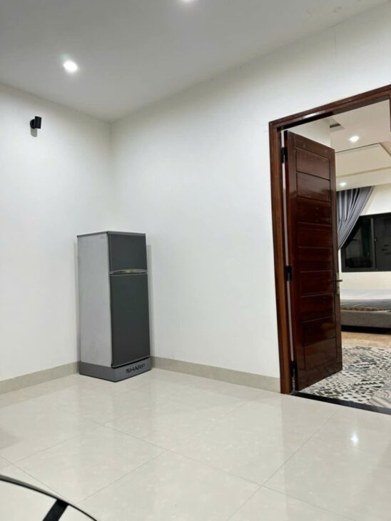 Bán nhà 2 tầng, 160m2, mặt tiền đường 7m5 gần Cầu Rồng, dòng tiền 18tr/ tháng