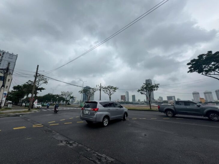 Mặt tiền Đông Du. Bán rẻ nhà cấp 4 mặt tiền sát Sông Hàn