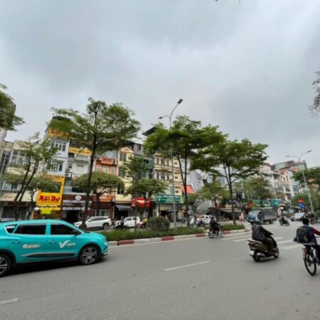 Bán nhà 6 tầng, căn góc 2 mặt thoáng, DT 102.9m², mặt ngõ Đào Tấn, đường trước nhà xe con tránh,