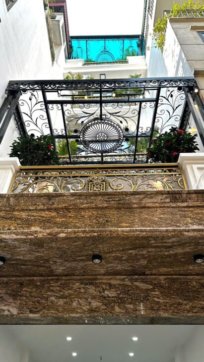 PHÂN LÔ PHỐ 8/3 – 83M2 x 5T – MT 4.4M – GARA Ô TÔ – KINH DOANH SẦM UẤT