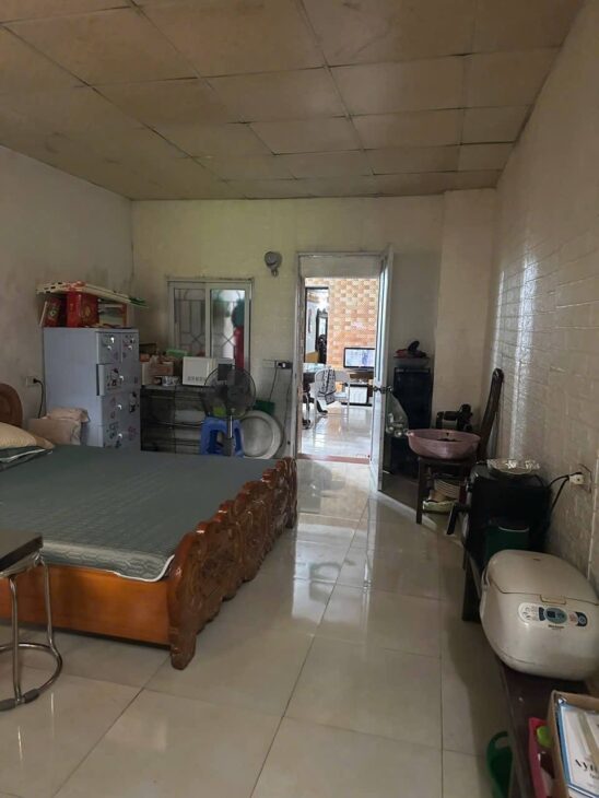 Bán nhà Quyết Thắng giá 9 tỷ, diện tích 46.8m2, 3 tầng, mặt tiền 3.5m