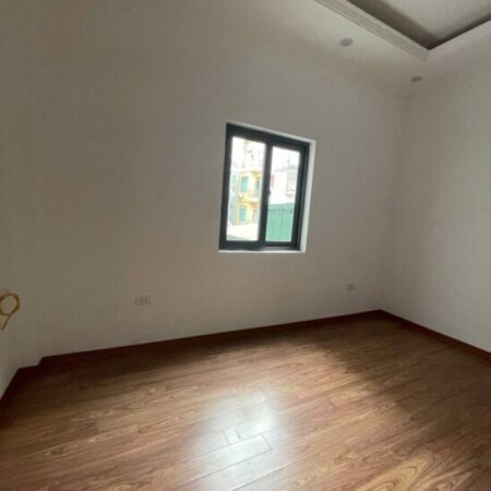 Bán nhà Vũ Tông Phan giá 7.9 tỷ , diện tích 45m2, 4 tầng, mặt tiền 3.5m