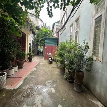 Nhà cán bộ, khu VIP Đội Cấn, 38m², lô góc thoáng sáng, giá hơn 8 tỷ !