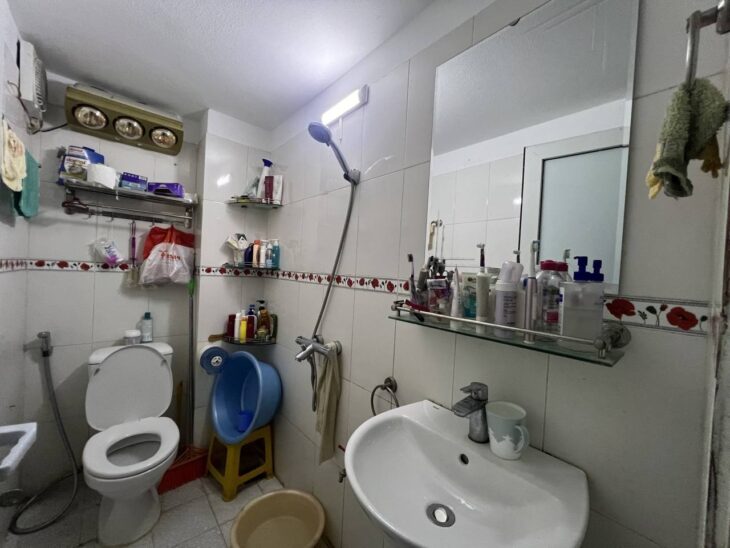 Bán nhà Tân Mai giá 3.35 tỷ, diện tích 43m2, 2 tầng, mặt tiền 3.5m