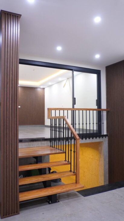 Bán nhà Giải Phóng giá 6 tỷ, diện tích 135m2, 2 tầng, mặt tiền 7m