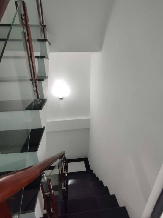 Bán nhà Vương Thừa Vũ giá 13 tỷ, diện tích 48m2, 5 tầng, mặt tiền 3.5m