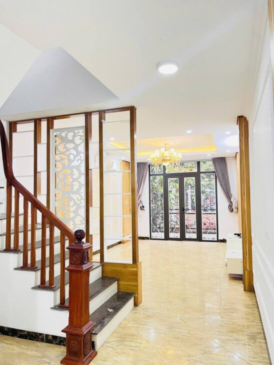 Bán nhà Khu Cây Quýt – La Khê giá 14.5 tỷ, diện tích 45m2, 5 tầng, mặt tiền 4m