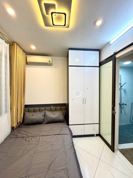 Bán nhà Hoàng Mai giá 4.3 tỷ, diện tích 25m2, 3 tầng, mặt tiền 3.5m